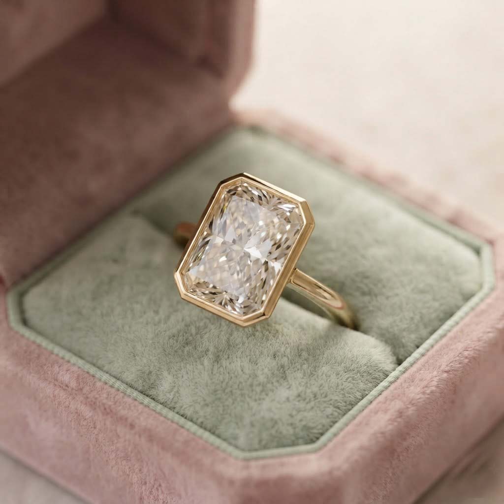 Elegant Champagne-Cut Gold Ring with Rectangular Solitaire Gemstone ring
