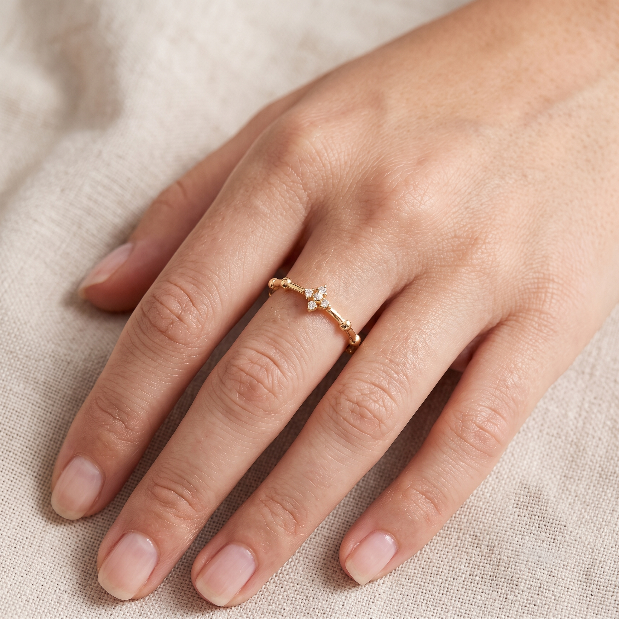 Delicate Floral Crystal Ring Minimalist Gold Flower Ring Elegant 925 Sterling Silver Gold Plated Floral Ring