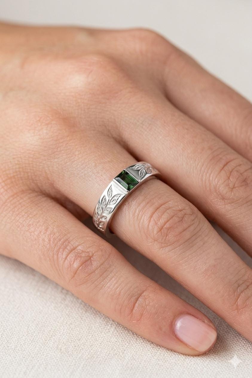 Emerald Green Stone Ring, Sterling Silver Leaf Engraved Band, Nature Inspired Jewelry