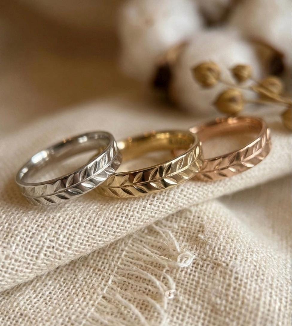 Engraved Leaf Band Ring, Minimalist Nature Inspired Wedding Band