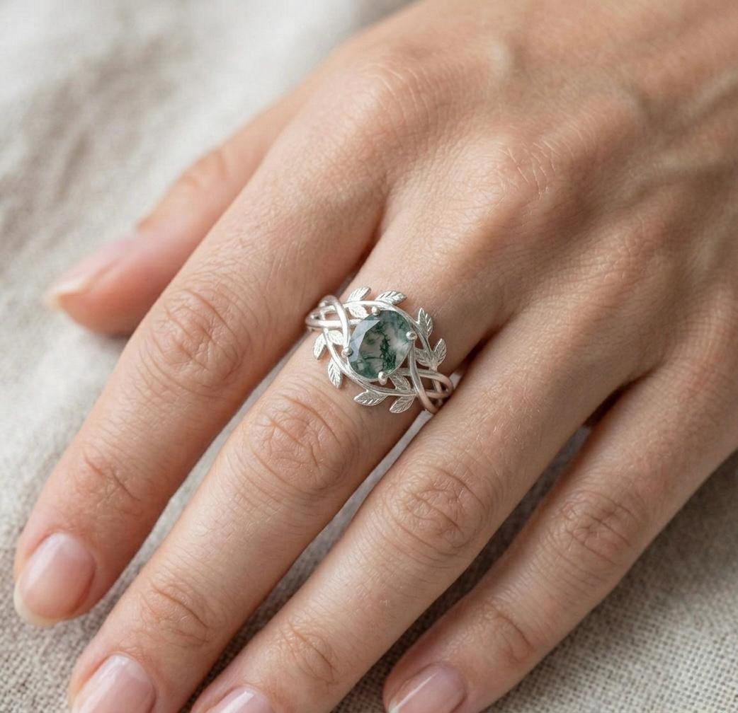 Moss Agate Leaf Ring, Sterling Silver Nature Inspired Boho Promise Ring