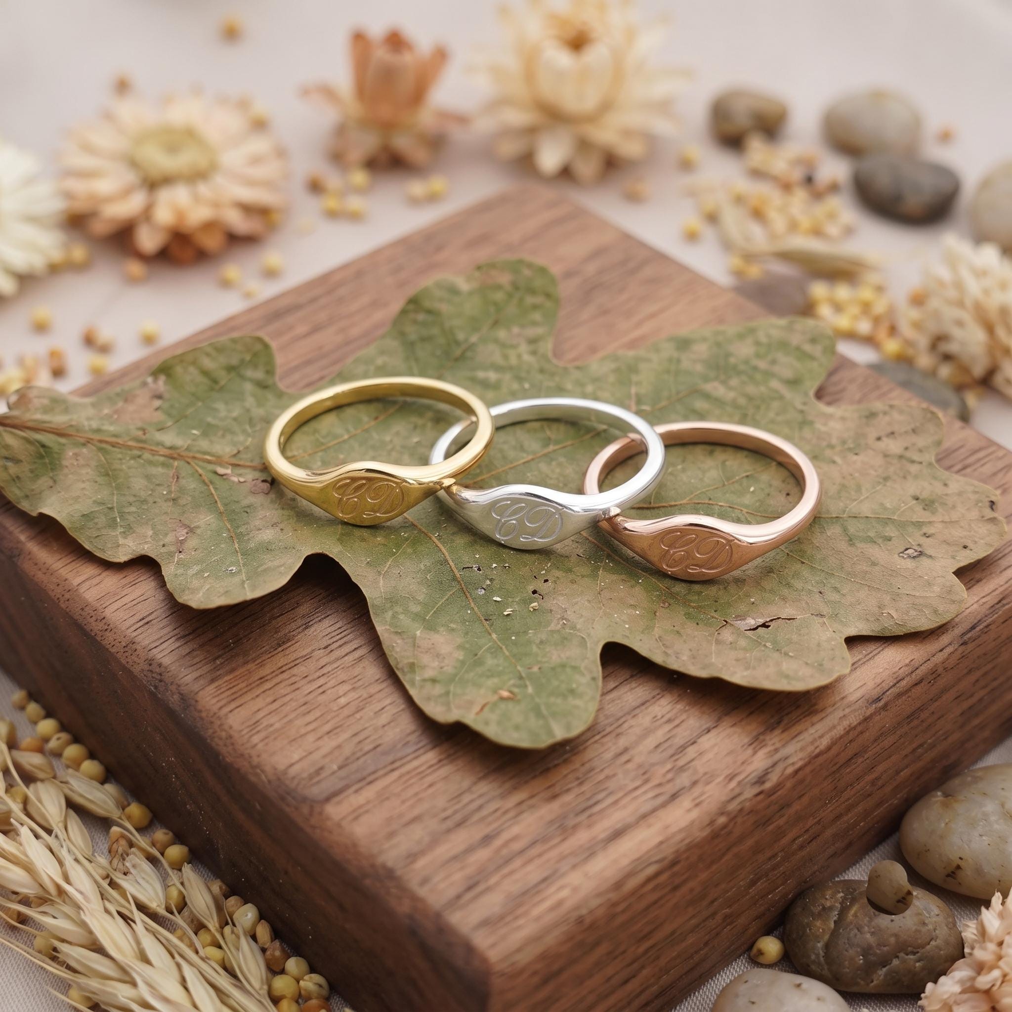 Minimalist Signet Ring, Dainty Gold/Silver Stacking Band, Everyday Jewelry