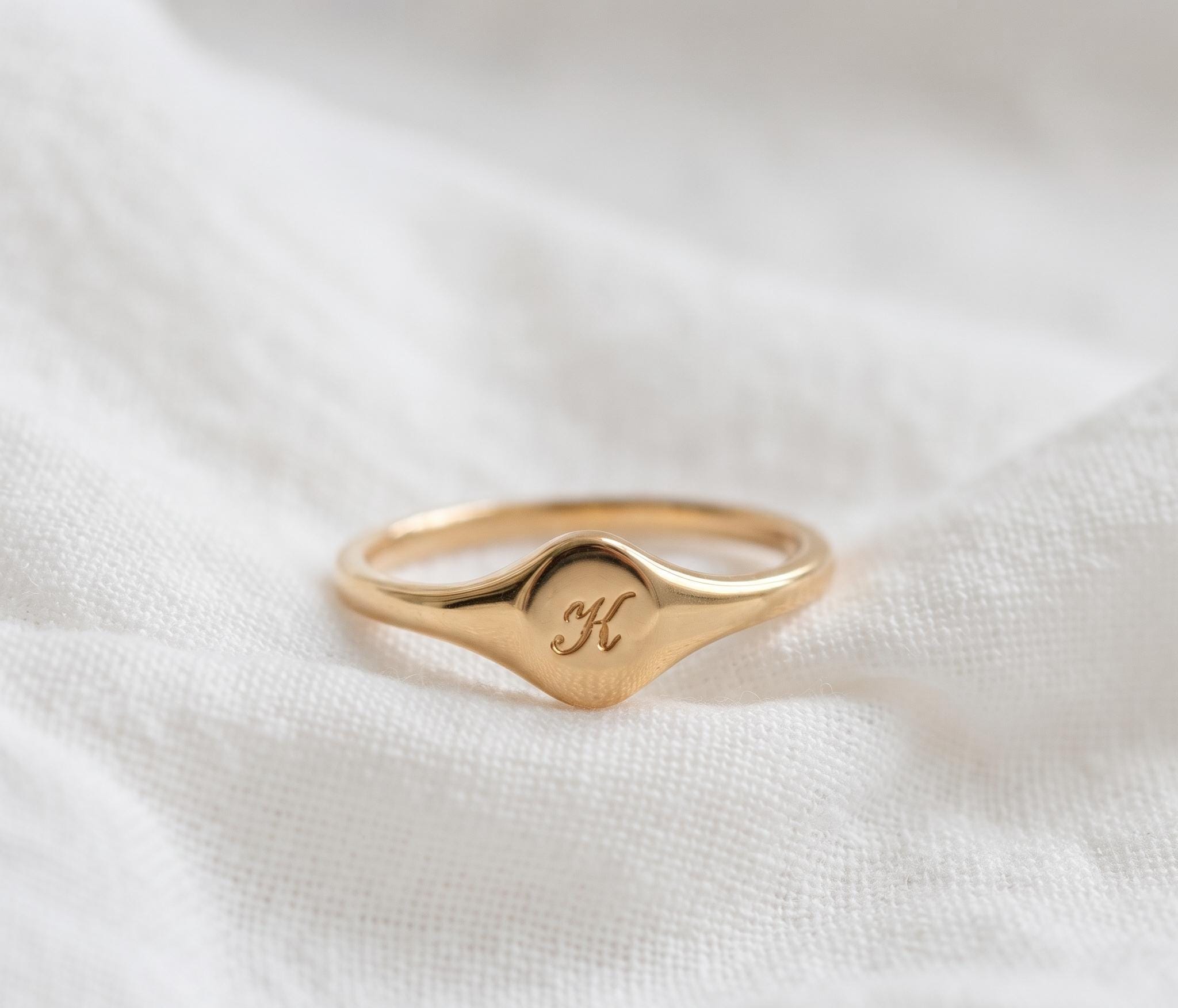 Personalized Cursive Initial Signet Ring, Dainty Oval Monogram Jewelry