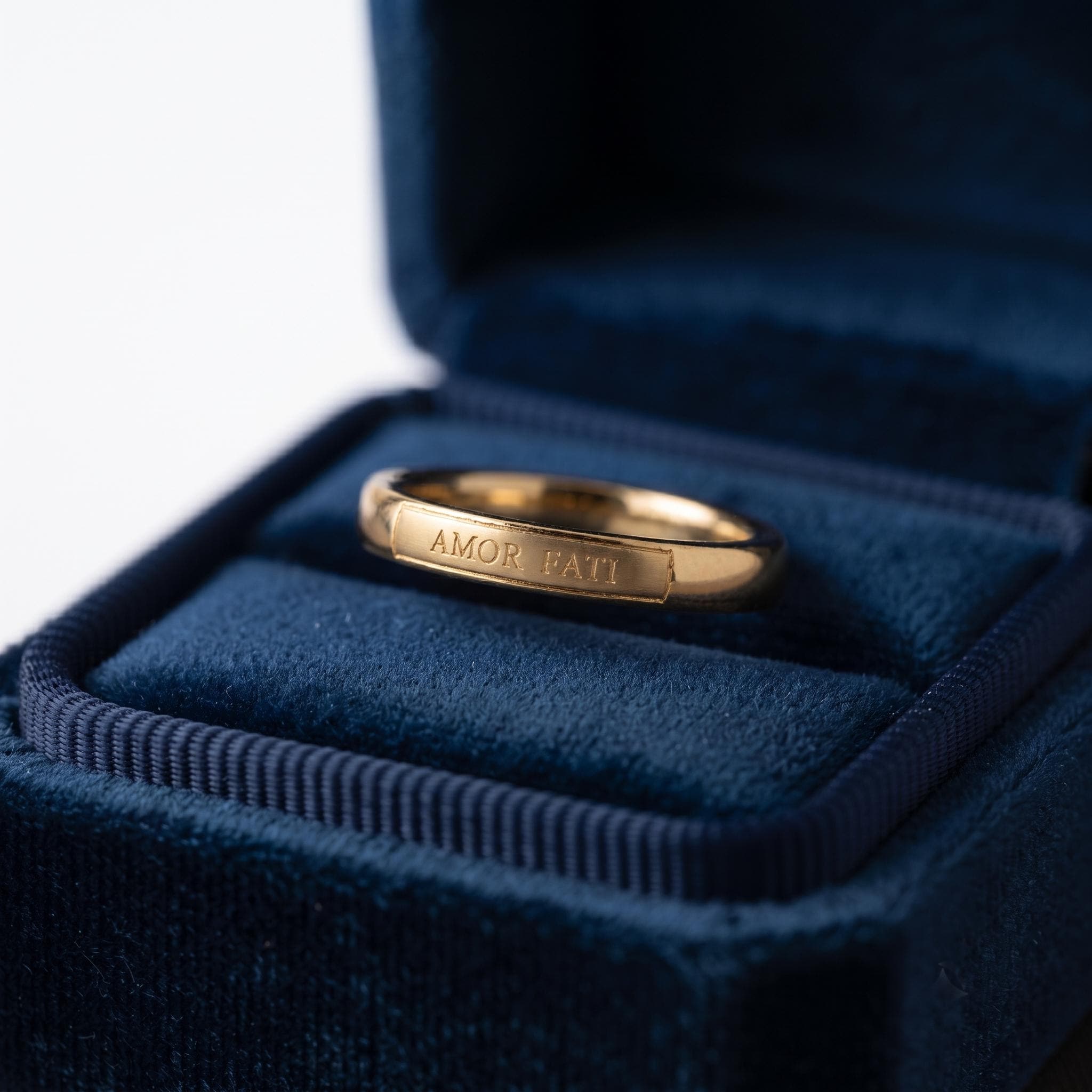 Engraved Gold Band Ring – Minimalist 