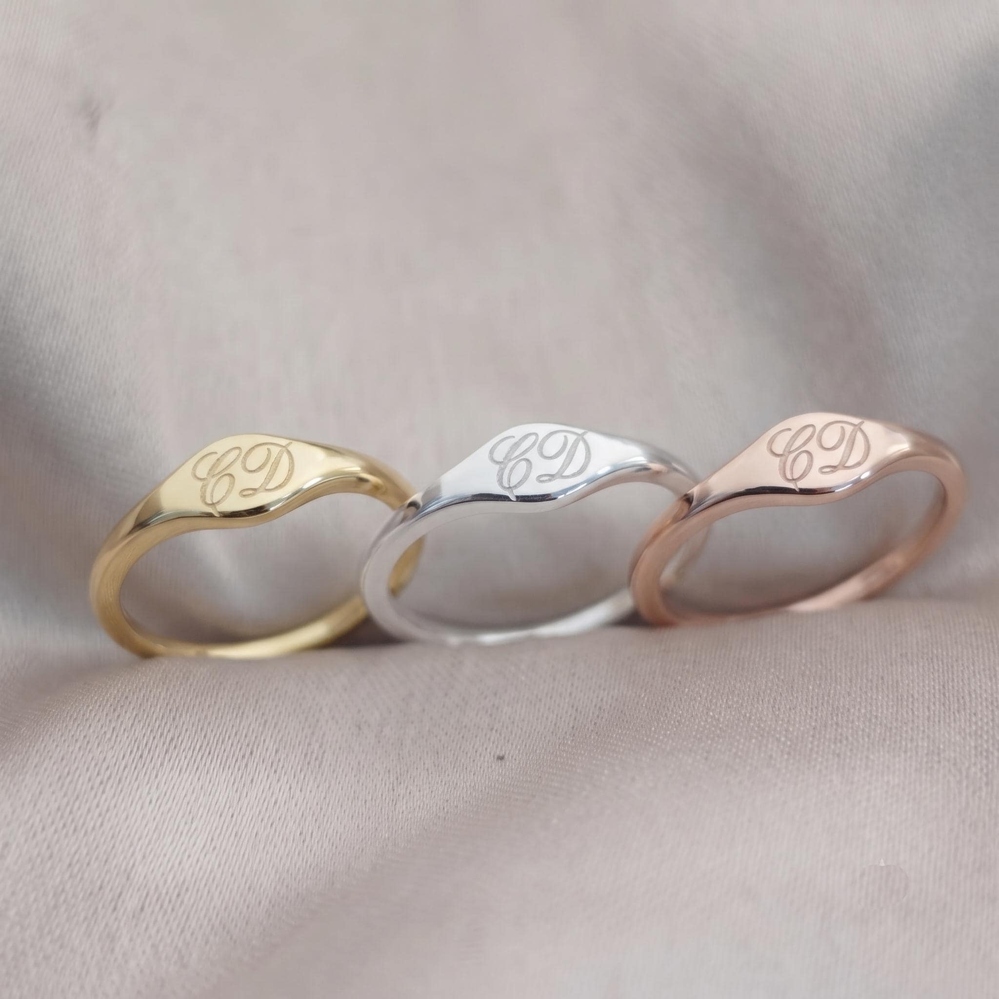 Minimalist Signet Ring, Dainty Gold/Silver Stacking Band, Everyday Jewelry