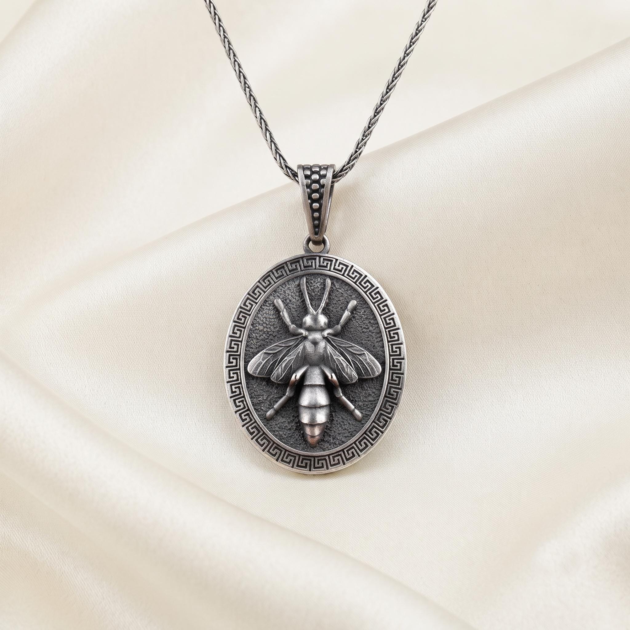 Oxidized Sterling Silver Bee Pendant, Gothic Nature Lover Jewelry (2.70 x 2.30 Cm)